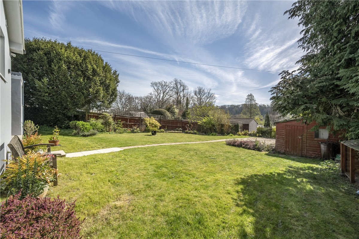 3 bedroom house, East Street, Hambledon PO7 - Sold STC