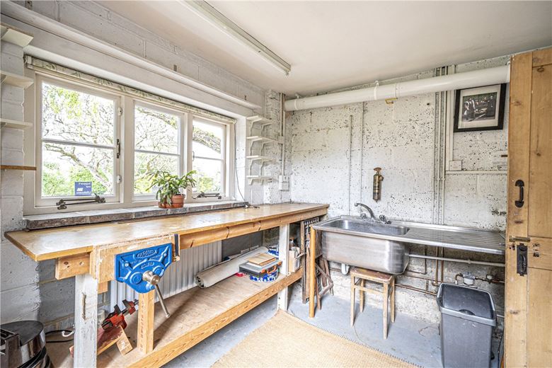 5 bedroom house, Kings Somborne, Stockbridge SO20 - Sold STC