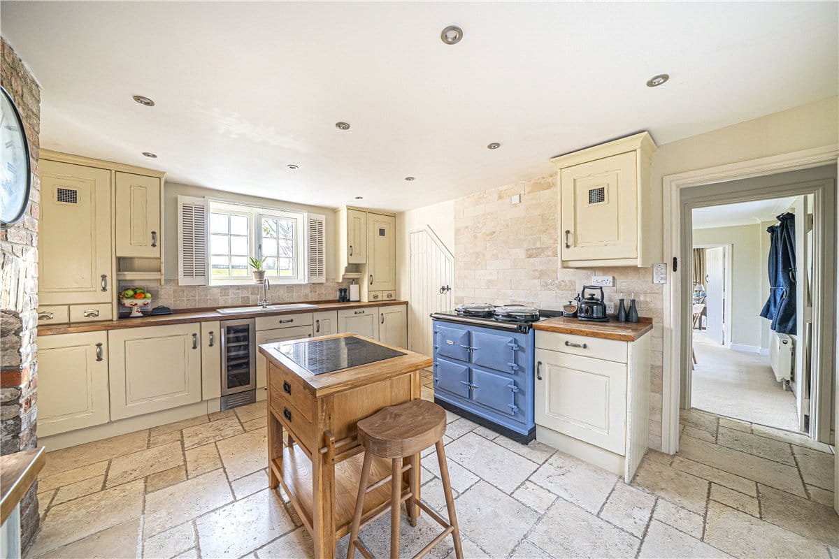4 bedroom house, Clanville, Andover SP11 - Available