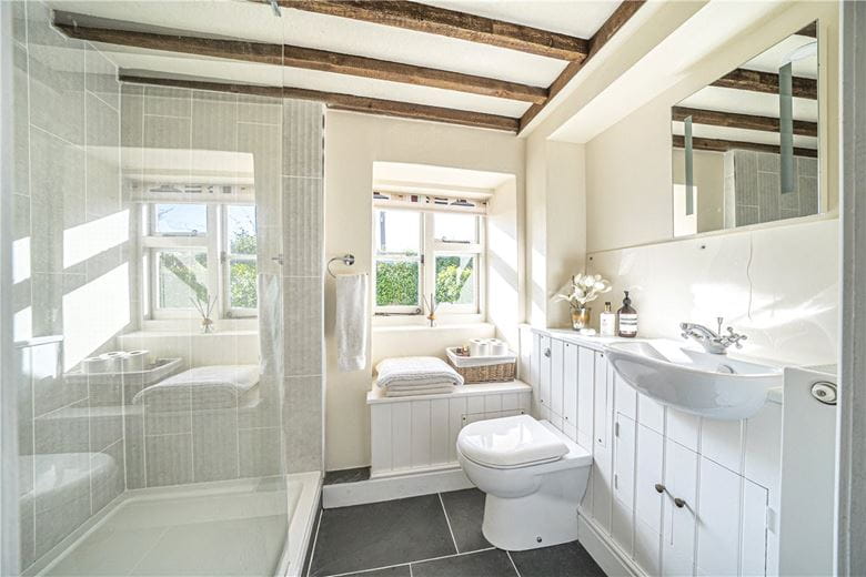 2 bedroom cottage, Kilmeston, Alresford SO24 - Sold STC