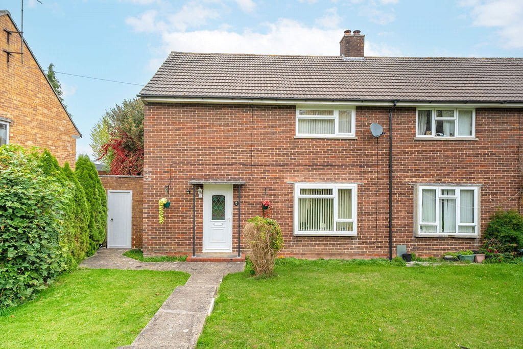 3 bedroom house, Garbett Road, Winchester SO23 - Available