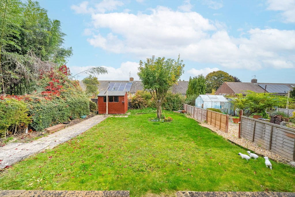 3 bedroom house, Garbett Road, Winchester SO23 - Available