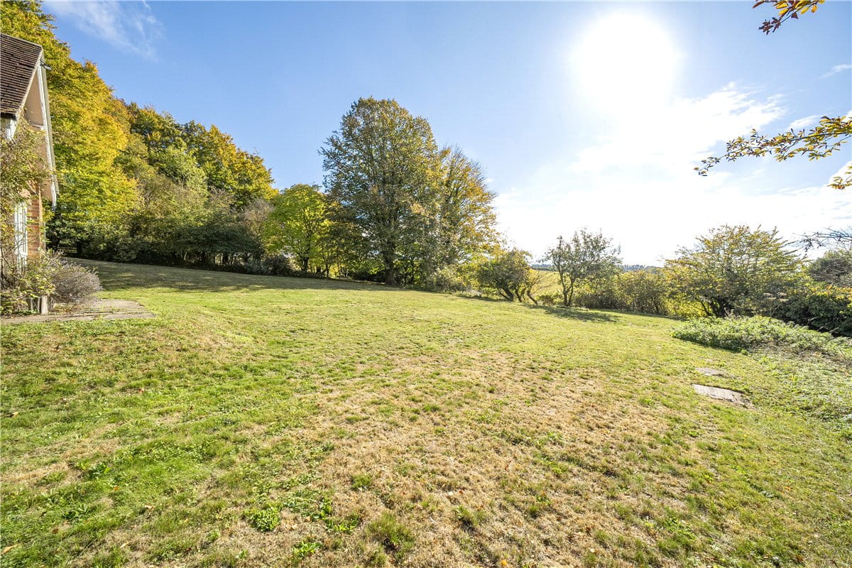 4 bedroom house, Leckford, Stockbridge SO20 - Available