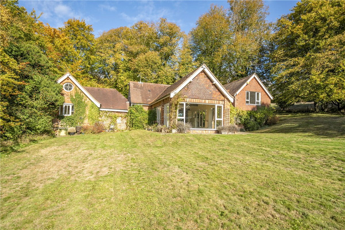 4 bedroom house, Leckford, Stockbridge SO20 - Available