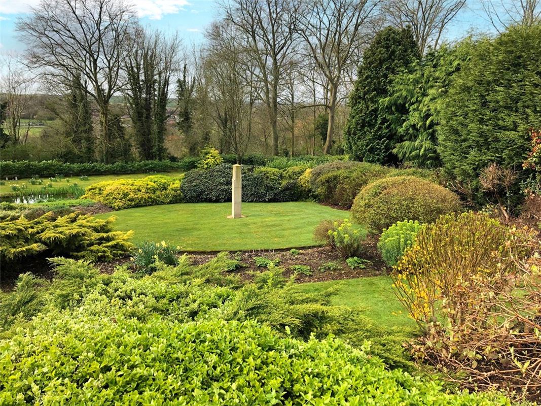 5 bedroom house, Lynch Hill Park, Whitchurch RG28 - Sold STC