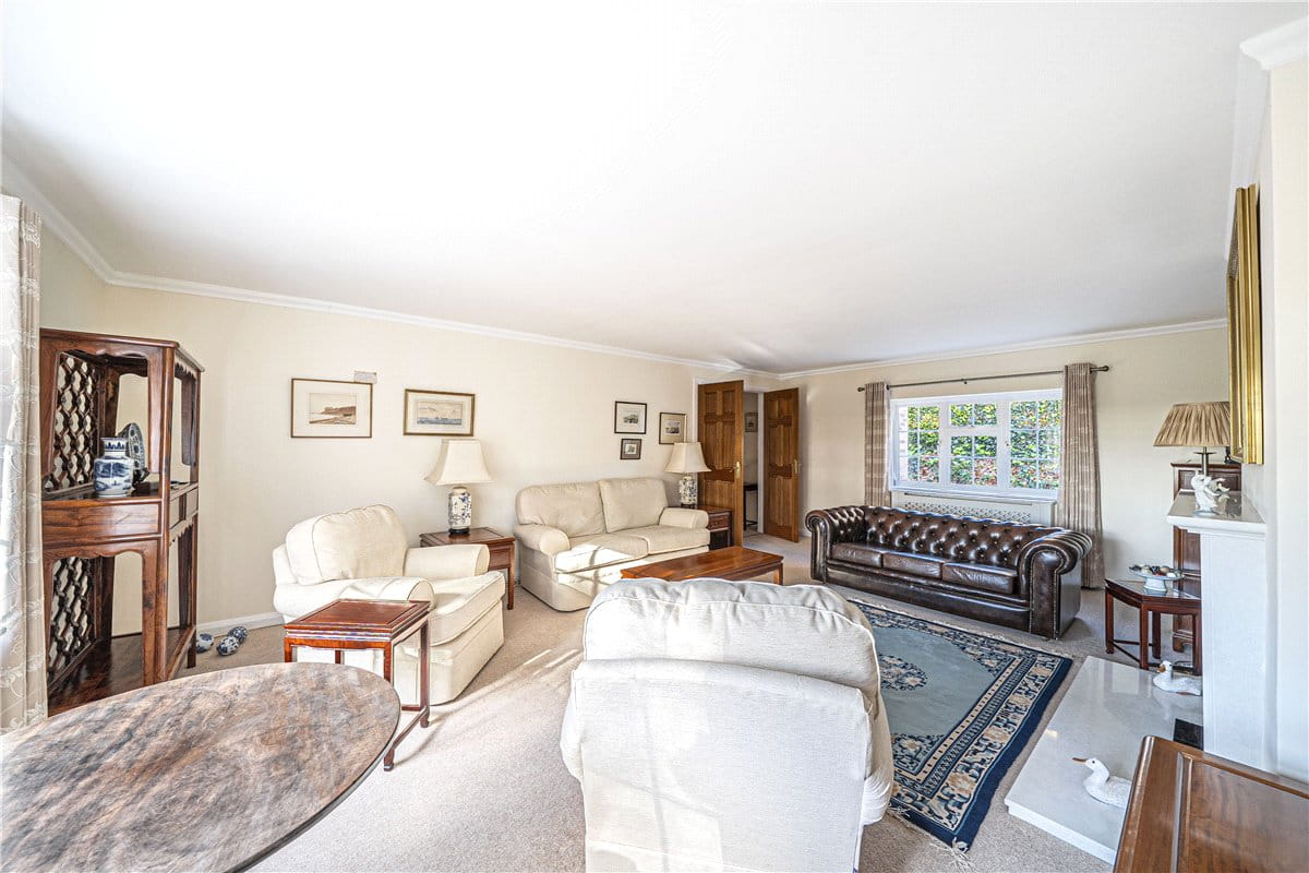 5 bedroom house, Lynch Hill Park, Whitchurch RG28 - Sold STC