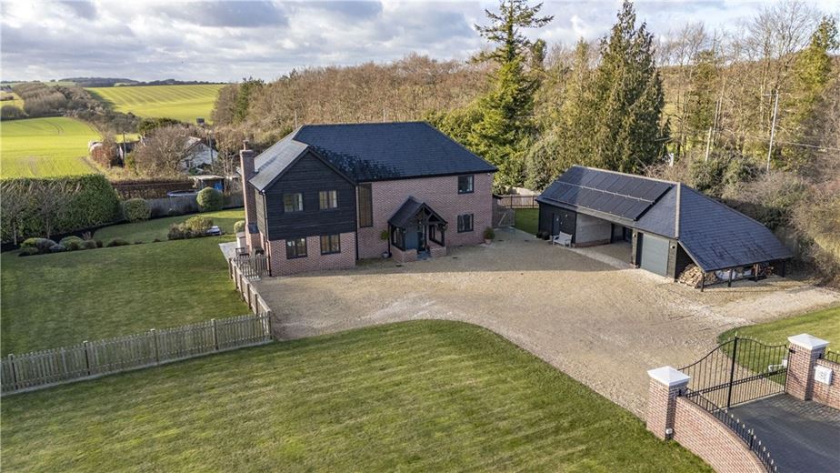 4 bedroom house, Stockbridge Road, Lopcombe SP5 - Available