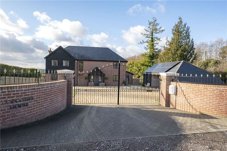 4 bedroom house, Stockbridge Road, Lopcombe SP5 - Available