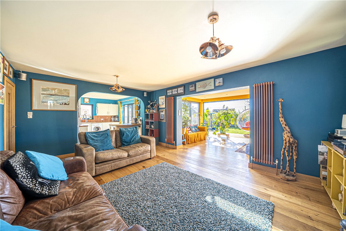 4 bedroom , Orchard Road, South Wonston SO21 - Available