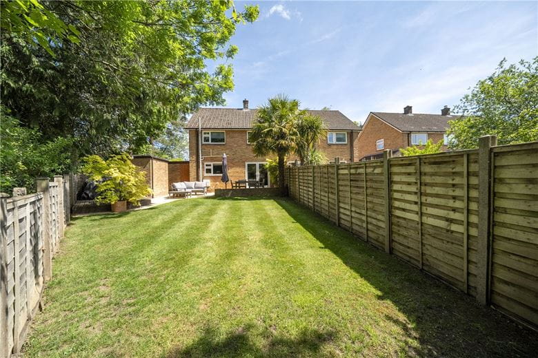 3 bedroom house, Dances Lane, Whitchurch RG28 - Available