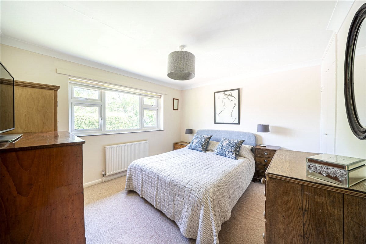3 bedroom house, Dances Lane, Whitchurch RG28 - Available