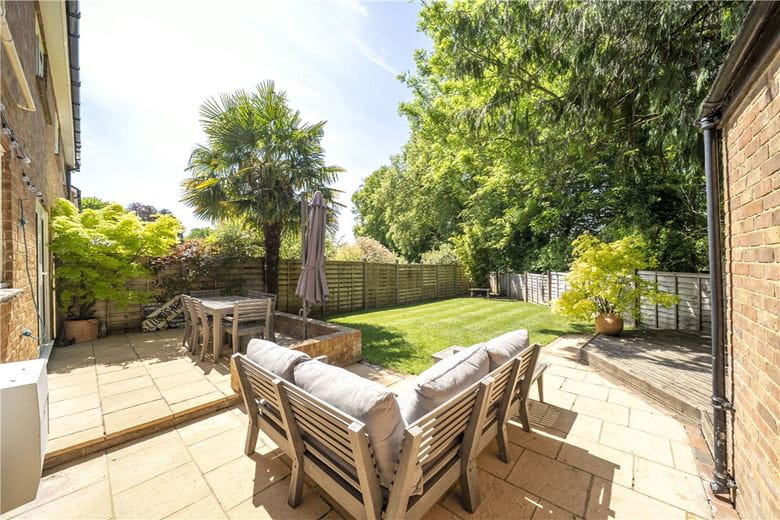3 bedroom house, Dances Lane, Whitchurch RG28 - Available