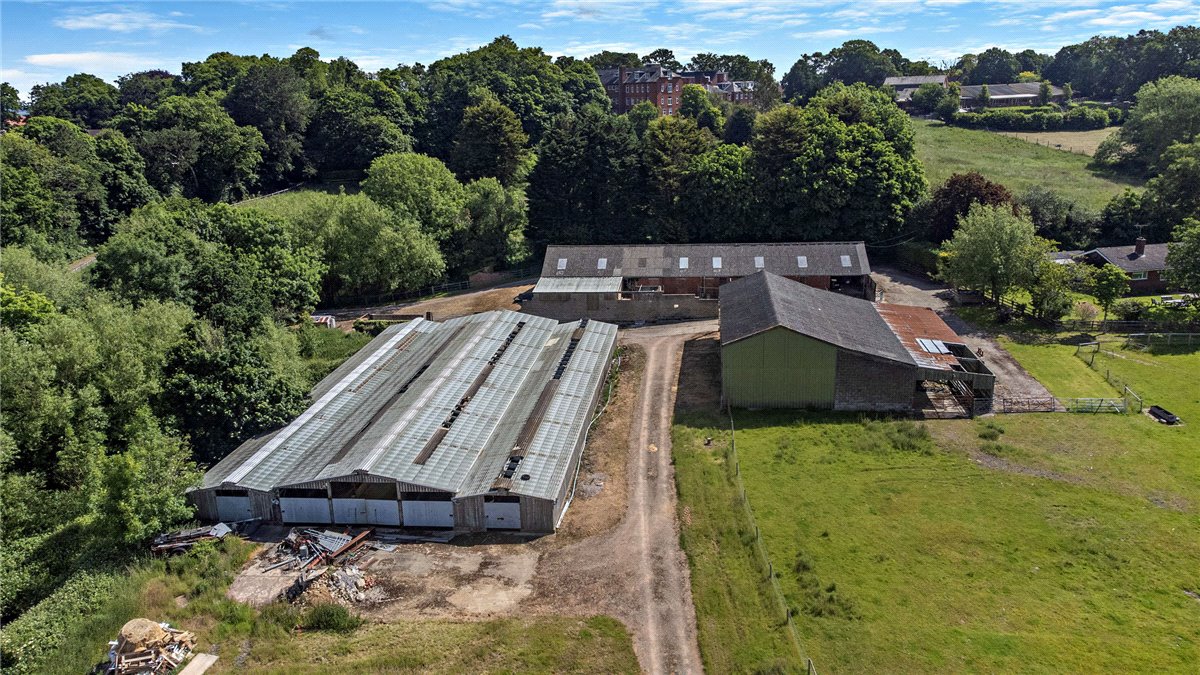 41.8 acres Bungalow, The Ridge, Cold Ash RG18 - Sold