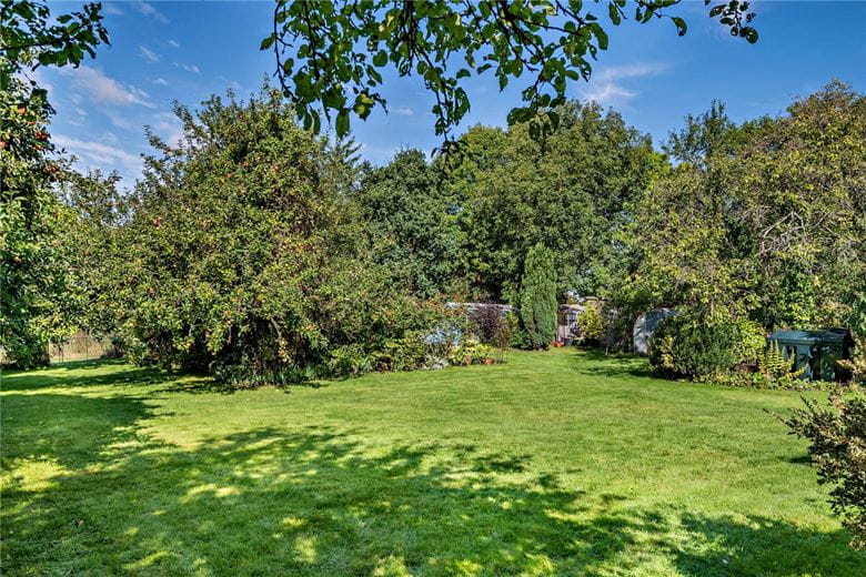 38.2 acres House, Briff Lane, Bucklebury RG7 - Sold