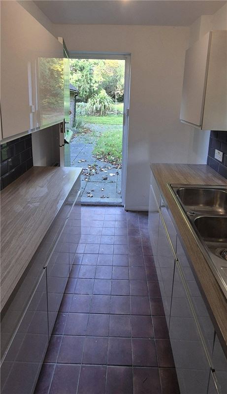 3 bedroom house, Downshire Terrace, Street Lane RH17 - Available