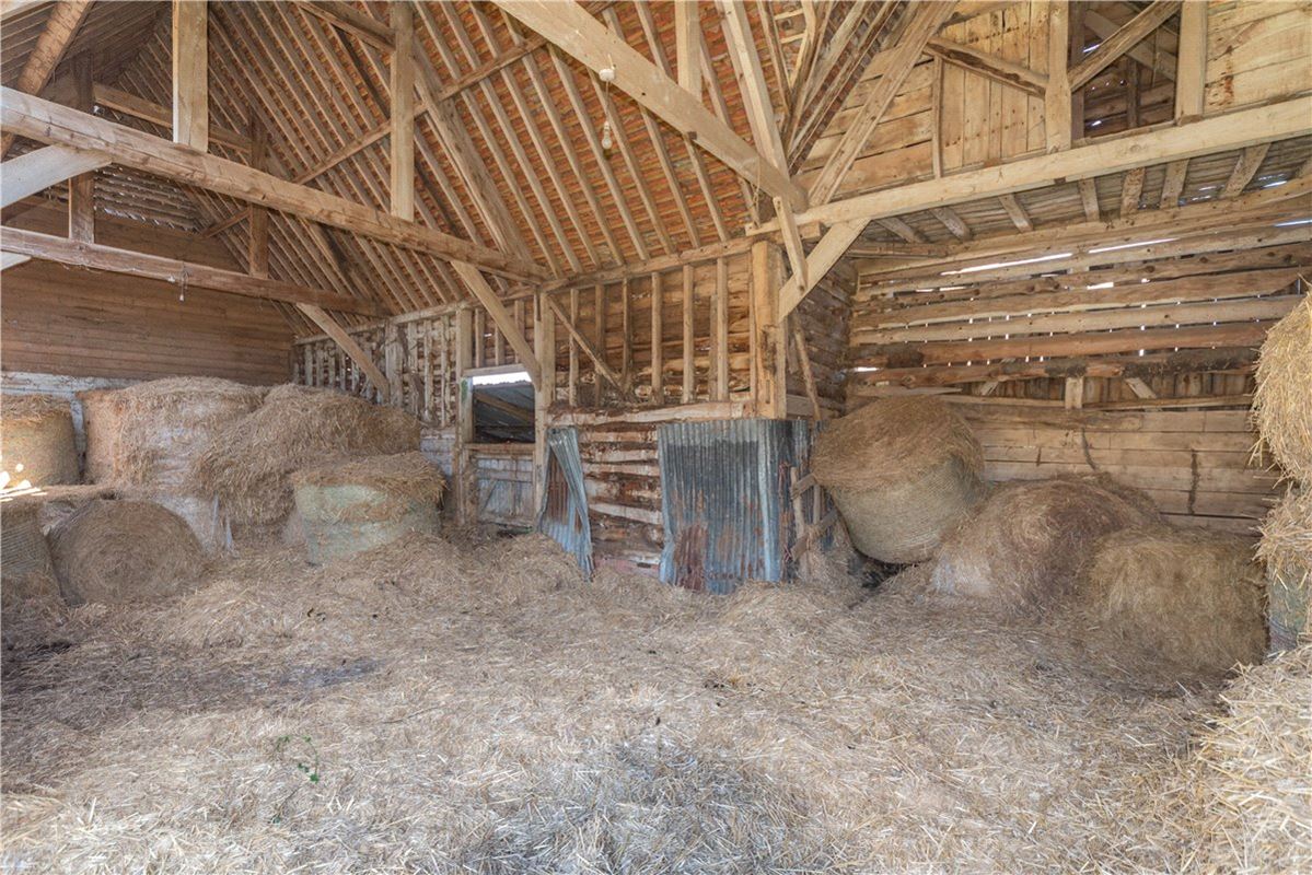 80.4 acres House, Church Road, Aldermaston RG7 - Sold STC