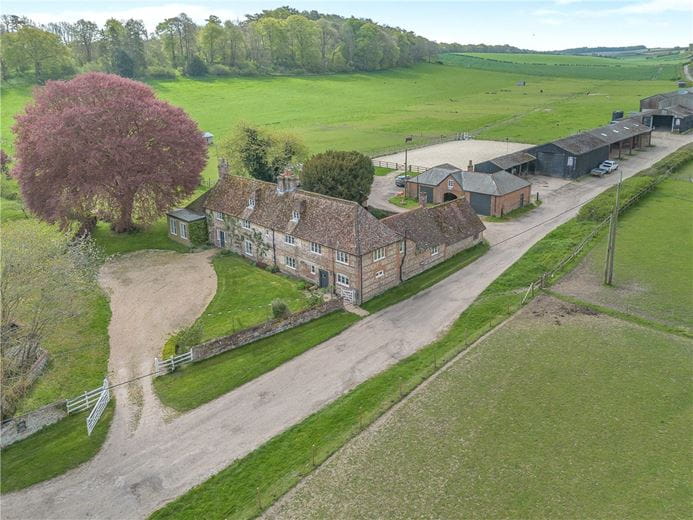 1,119.1 acres Farm, Tichborne, Alresford SO24 - Available