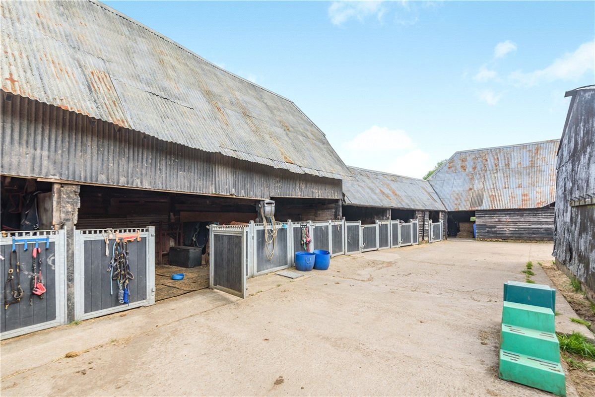 1,119.1 acres Farm, Tichborne, Alresford SO24 - Available