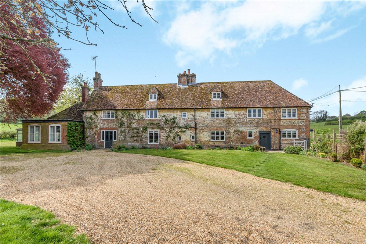1,119.1 acres Farm, Tichborne, Alresford SO24 - Available