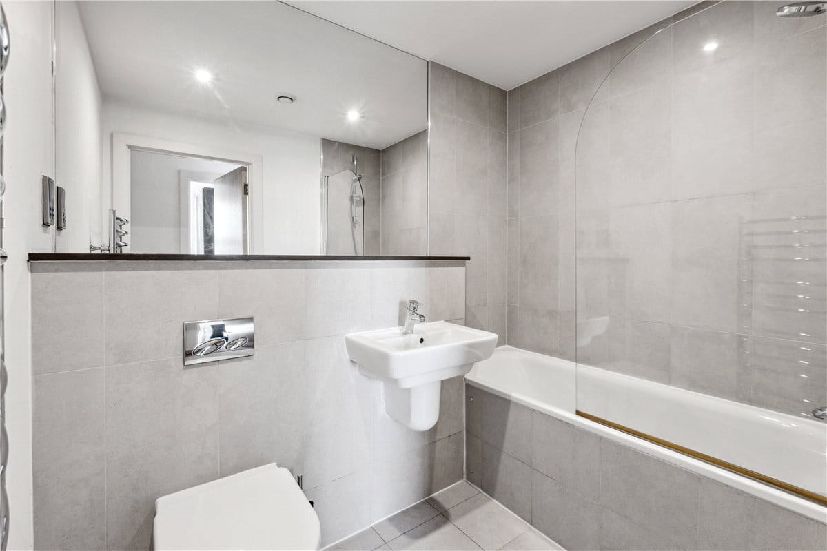 2 bedroom flat, Cornell Square, Nine Elms SW8 - Sold