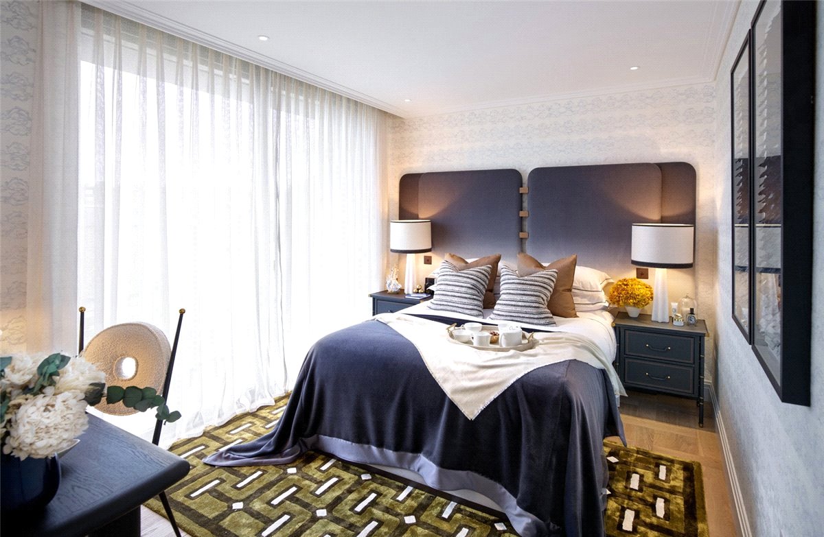 2 bedroom flat, Artisan Tower, 2 Mill Stream Walk SW18 - Available