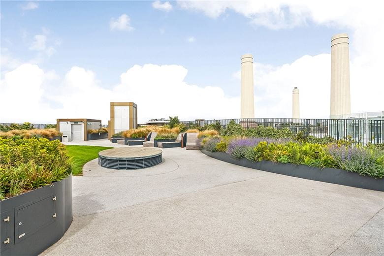 3 bedroom flat, Beechmore House, Electric Boulevard, Battersea Power Station SW11 - Available