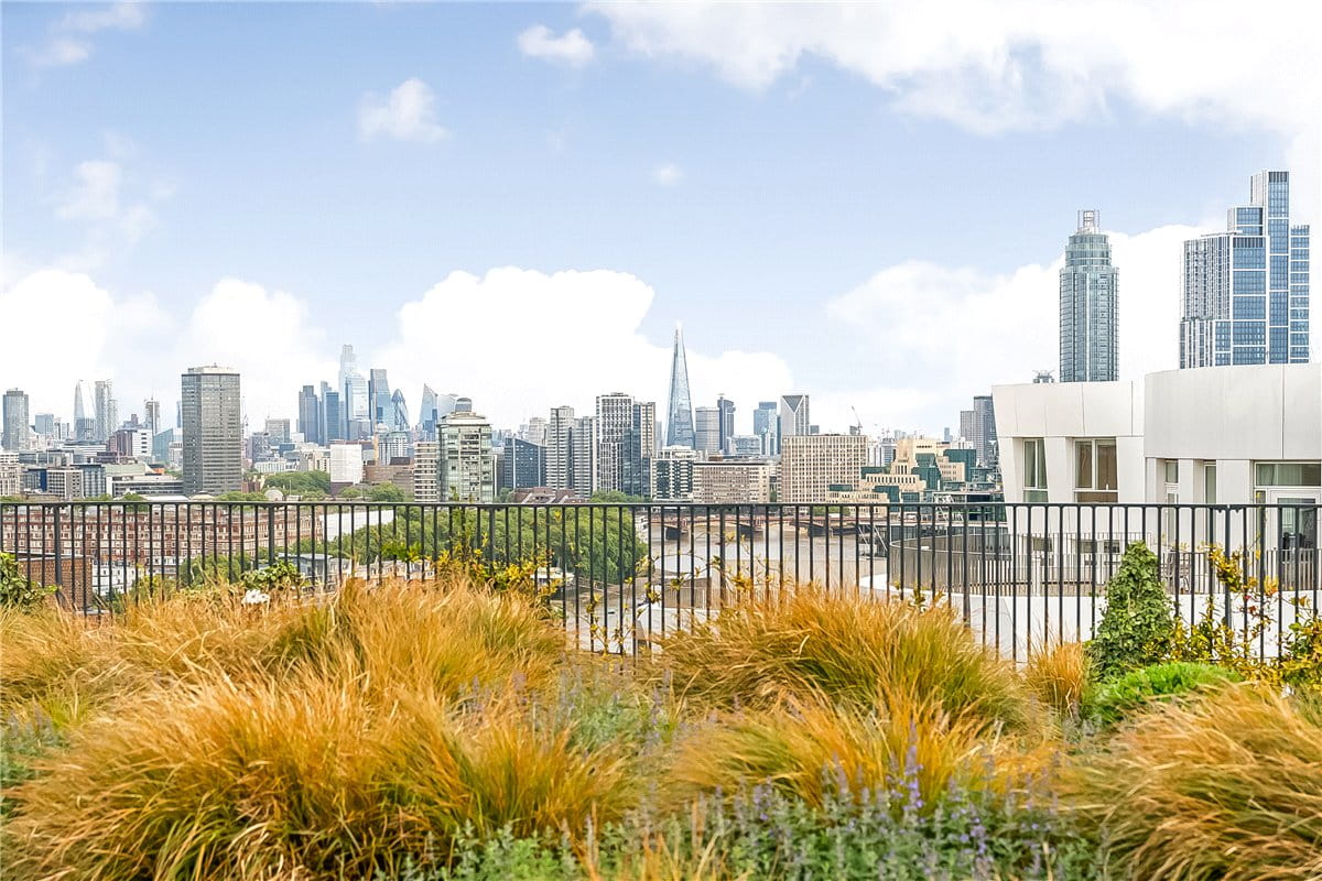 3 bedroom flat, Beechmore House, Electric Boulevard, Battersea Power Station SW11 - Available