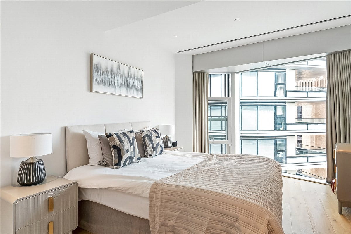 3 bedroom flat, Beechmore House, Electric Boulevard, Battersea Power Station SW11 - Available