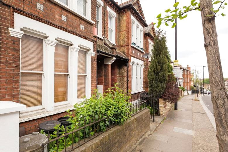 2 bedroom flat, Latchmere Road, London SW11 - Sold STC