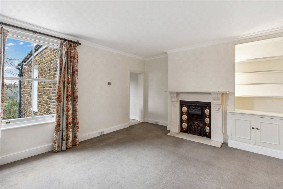 1 bedroom flat, Brodrick Road, Wandsworth Common SW17 - Sold