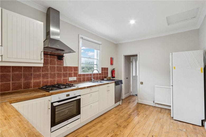 1 bedroom flat, Brodrick Road, Wandsworth Common SW17 - Sold