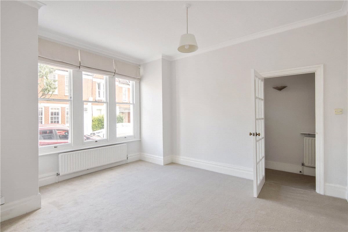 2 bedroom maisonette, Beira Street, Balham/Clapham South SW12 - Sold