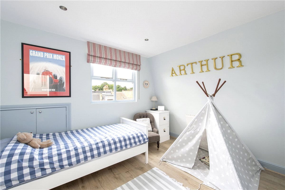 4 bedroom house, Fernside Road, London SW12 - Sold