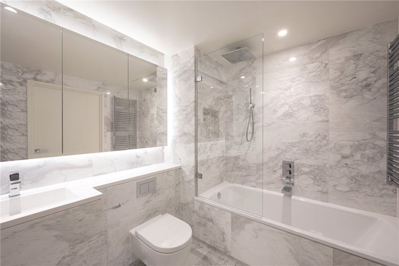 2 bedroom flat, DAMAC Tower, Nine Elms SW8 - Available