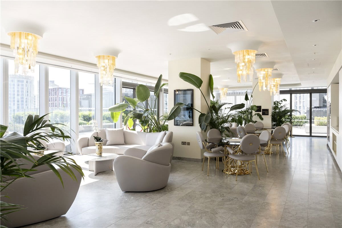 5 bedroom flat, DAMAC Tower, Nine Elms SW8 - Available