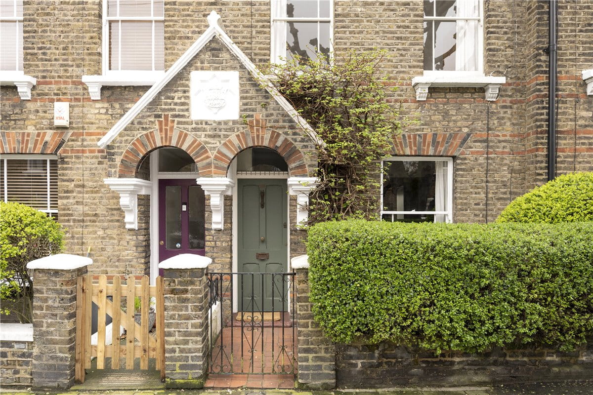2 bedroom house, Sabine Road, Battersea SW11 - Sold