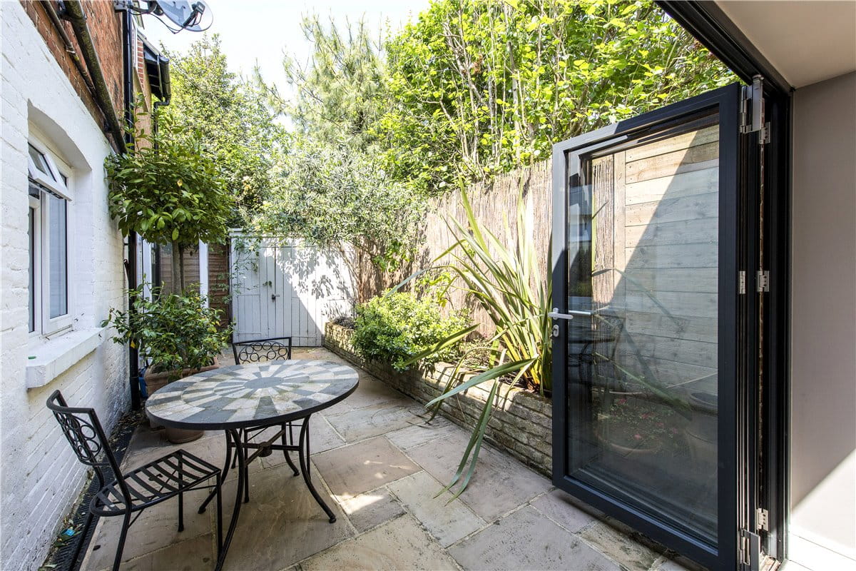 4 bedroom , St. James's Drive, Wandsworth Common SW17 - Sold