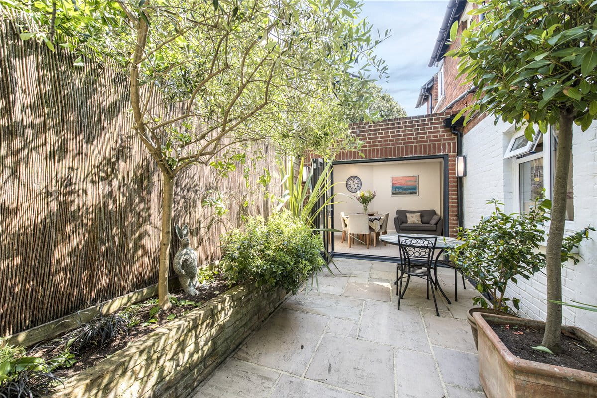 4 bedroom , St. James's Drive, Wandsworth Common SW17 - Sold