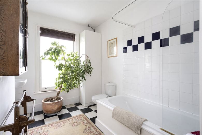 3 bedroom house, Bellevue Village, Wandsworth Common SW17 - Available
