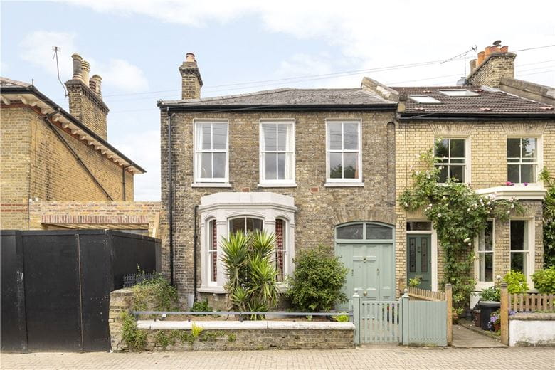 3 bedroom house, Bellevue Village, Wandsworth Common SW17 - Available