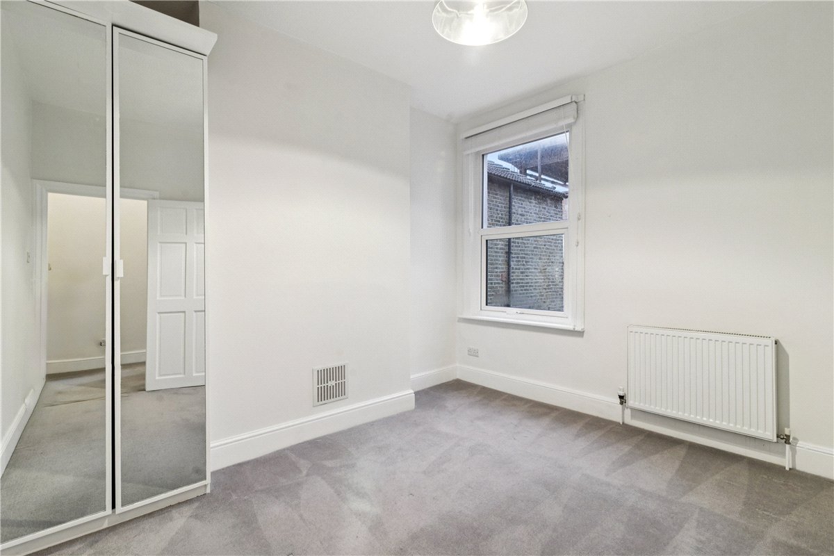 2 bedroom flat, Glenelg Road, London SW2 - Available