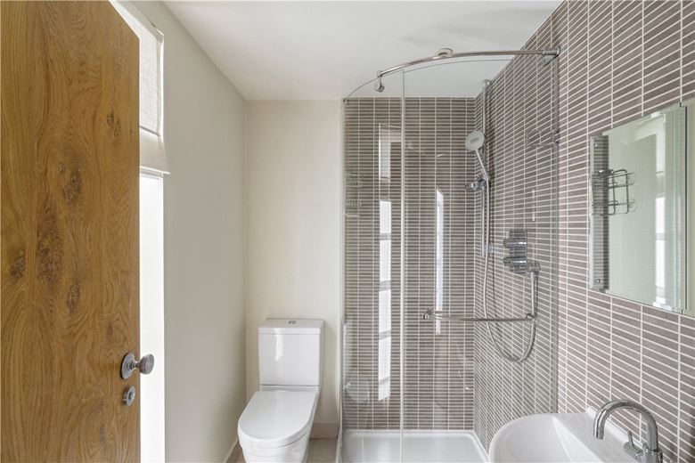 5 bedroom house, Wiseton Road, London SW17 - Available