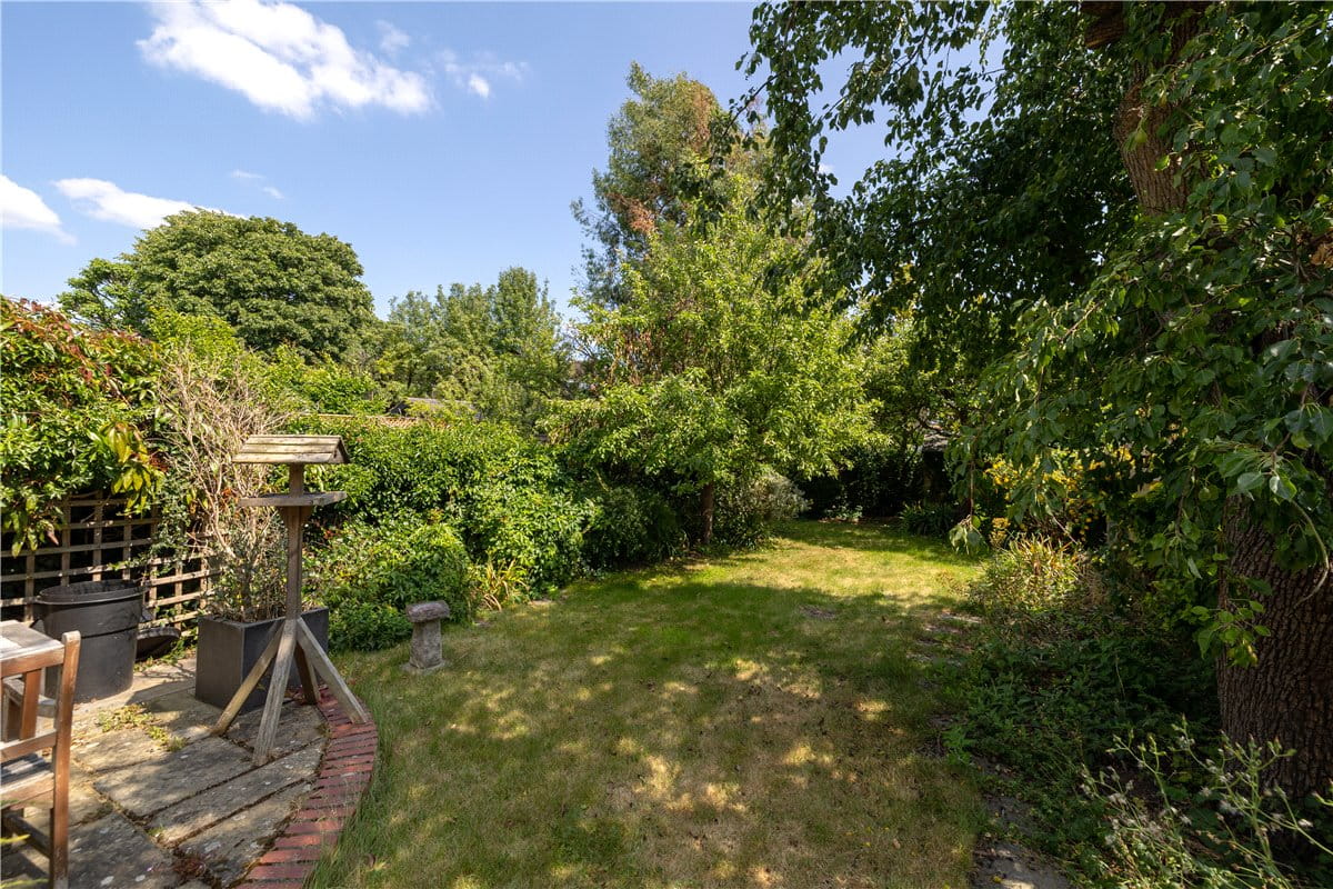 4 bedroom house, Frewin Road, London SW18 - Sold