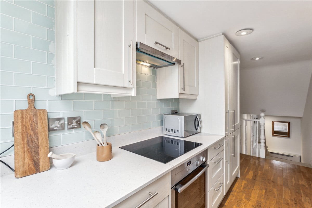 2 bedroom flat, Geraldine Road, London SW18 - Sold