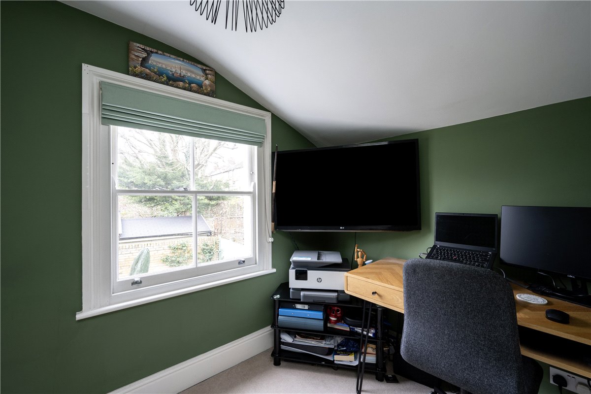 4 bedroom house, Beechcroft Road, London SW17 - Sold