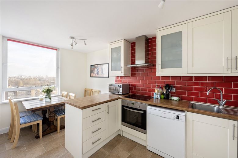 2 bedroom flat, Eagle Heights, 8 Bramlands Close SW11 - Sold