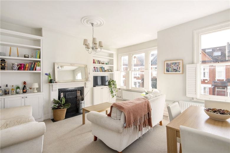 2 bedroom maisonette, Fernside Road, London SW12 - Sold