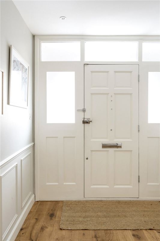 5 bedroom house, Magdalen Road, London SW18 - Available