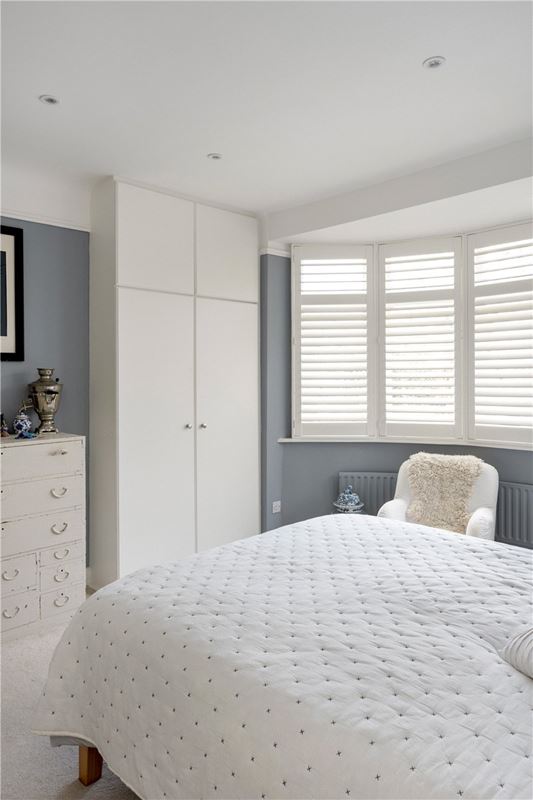 5 bedroom house, Magdalen Road, London SW18 - Available