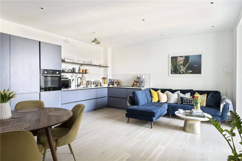 1 bedroom flat, Tramyard Apartments, Balham SW17 - Sold